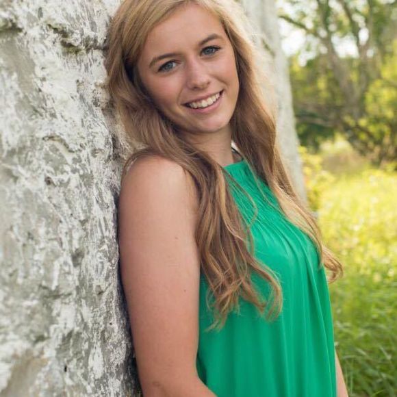 Meet your Posher, Breanna - Picture 1 of 1